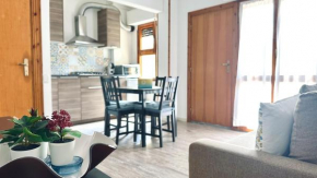 M334 – Marcelli, bilocale con giardino a 30 mt dal mare